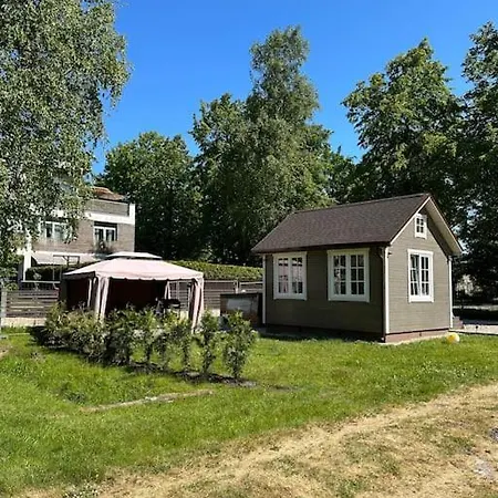 Melluzi Tiny House 35m2 * Jurmala